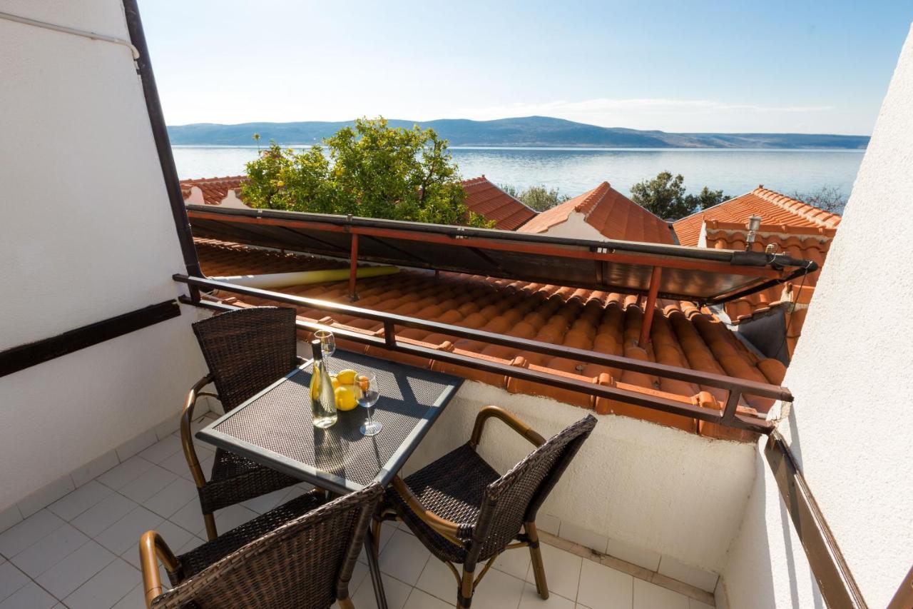 Pansion Croatia Bed & Breakfast สตารีกราด-ปาเคลนีซา ภายนอก รูปภาพ